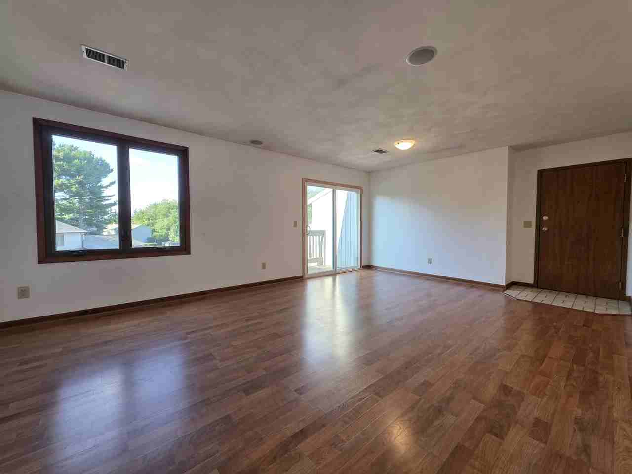 36 Kristee Cir - Photo 2 of 14
