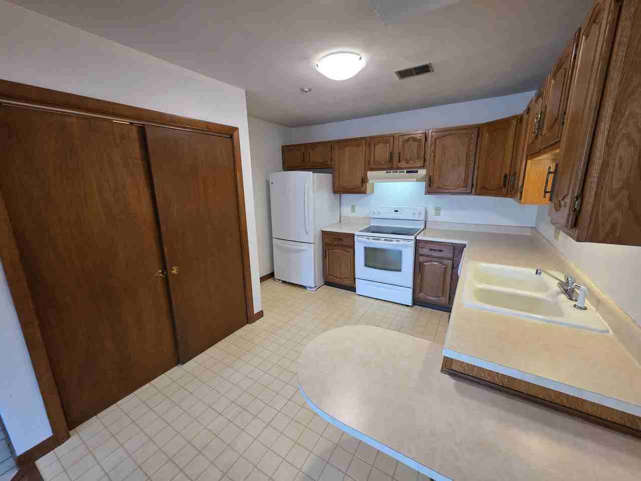 36 Kristee Cir - Photo 4 of 14