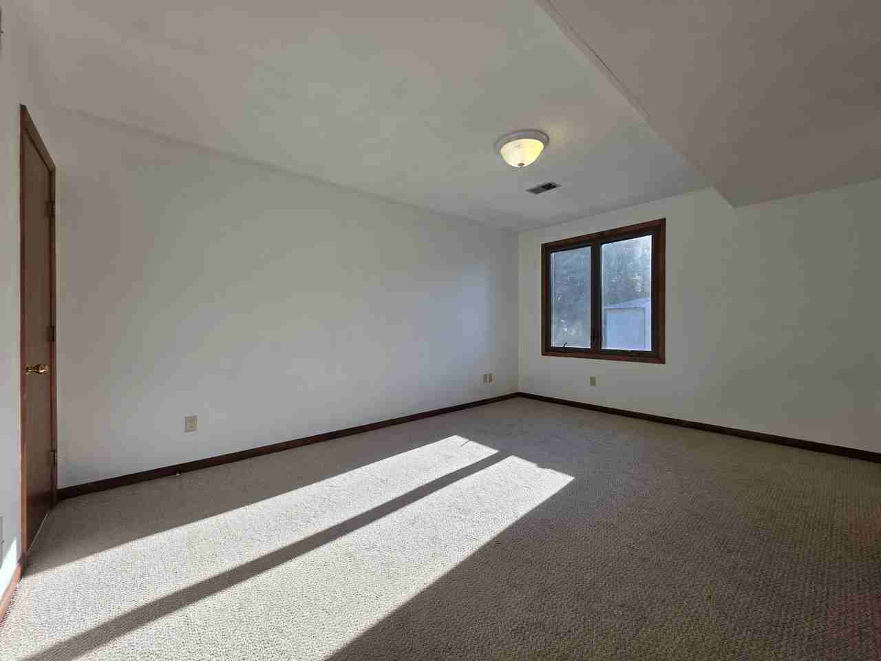 36 Kristee Cir - Photo 7 of 14