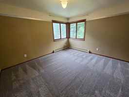 featured image of 891 Shadybrook Dr