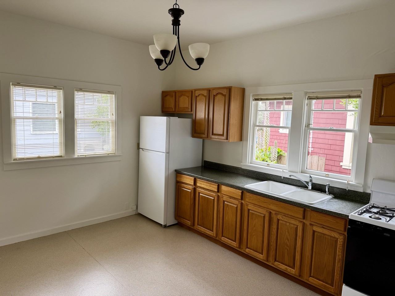 2811 E St #NA - Photo 7 of 16