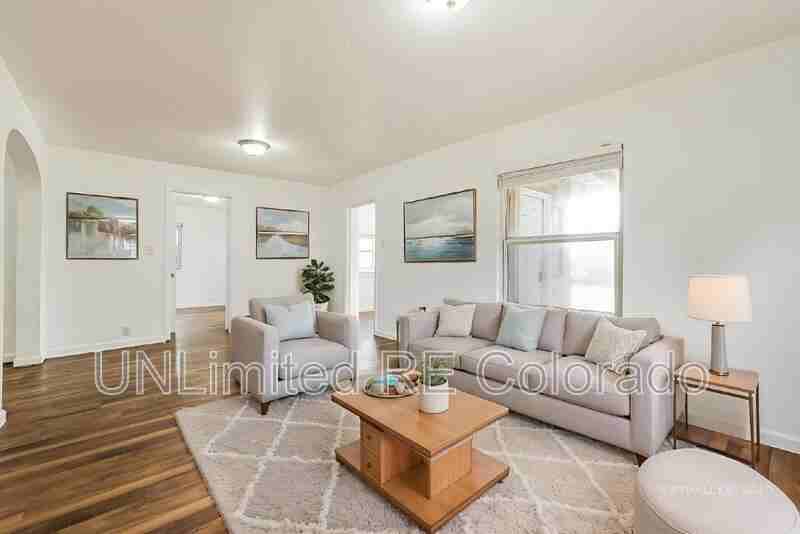 725 Julian St - Photo 2 of 17