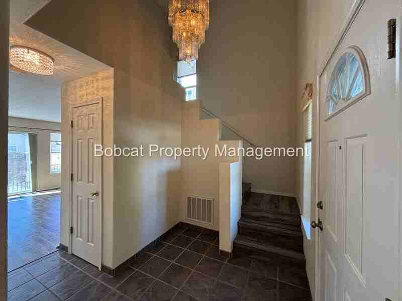 3062 Doubletree Ln - Photo 2 of 50