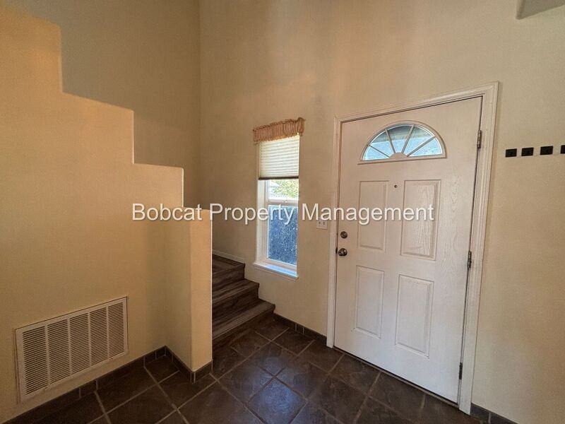 3062 Doubletree Ln - Photo 3 of 50