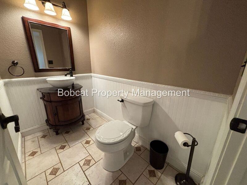 3062 Doubletree Ln - Photo 5 of 50