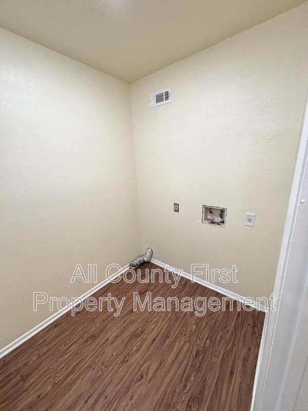 3054 Destin Cir - Photo 6 of 21