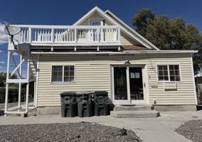 featured image of 657 S 5th St
