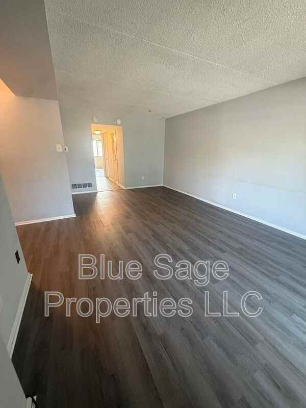 722A Putnam Blvd #12A - Photo 4 of 18