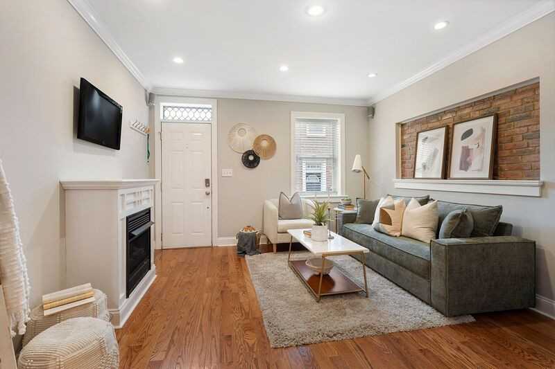 925 S Belnord Ave - Photo 3 of 38