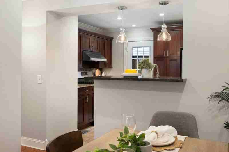 925 S Belnord Ave - Photo 6 of 38