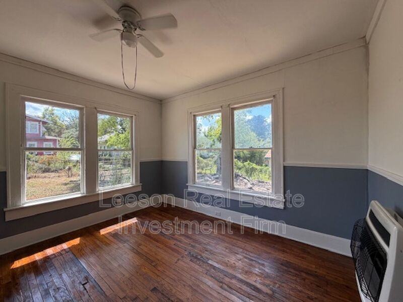2803 Frederick St - Photo 6 of 11