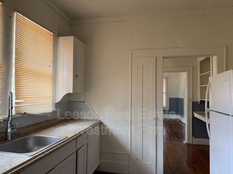 2803 Frederick St - Photo 7 of 11