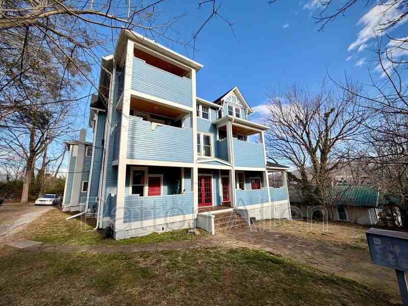 33 Starnes Ave #3
