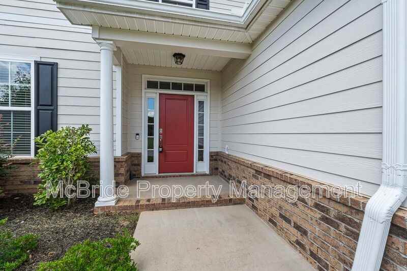 2336 Bundoran Dr - Photo 4 of 42