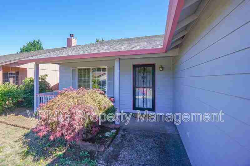 3107 Ne 148th Ave - Photo 2 of 28