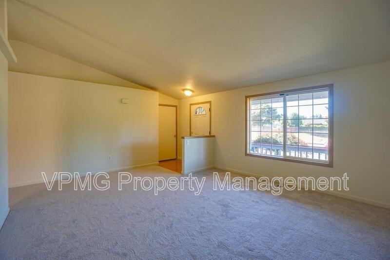 3107 Ne 148th Ave - Photo 5 of 28