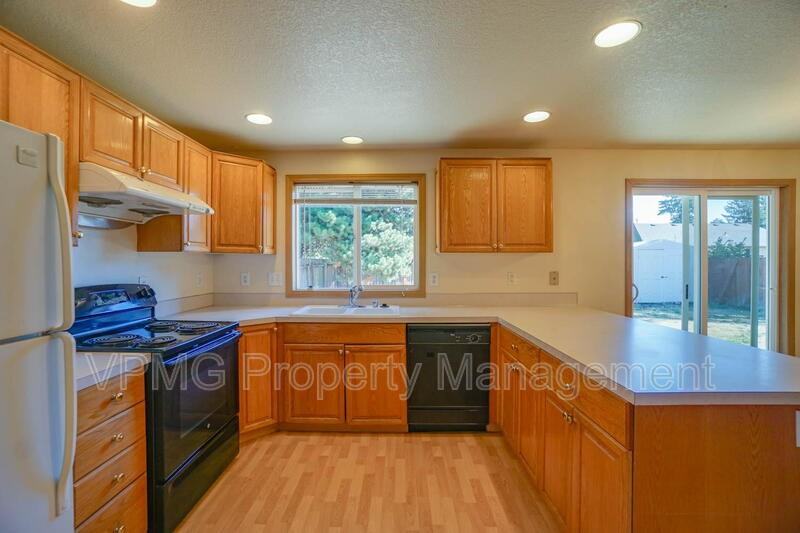 3107 Ne 148th Ave - Photo 6 of 28