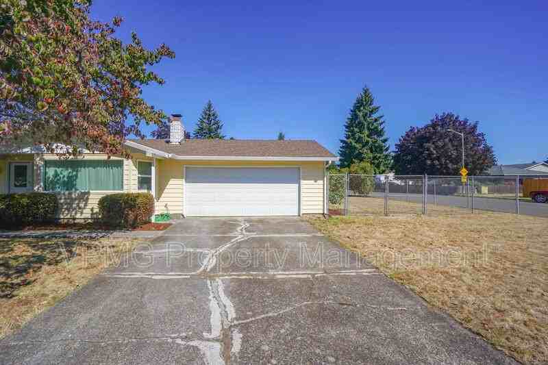 8718 Ne 95th St - Photo 5 of 28