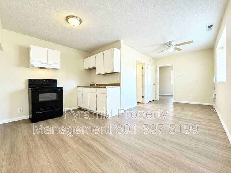513 E St #515A