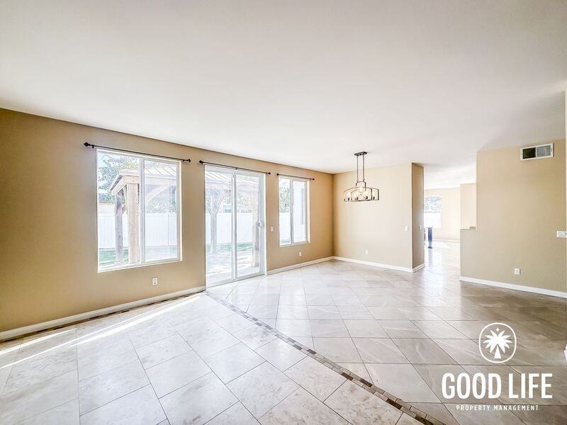 1074 Moonstone Pl - Photo 3 of 35