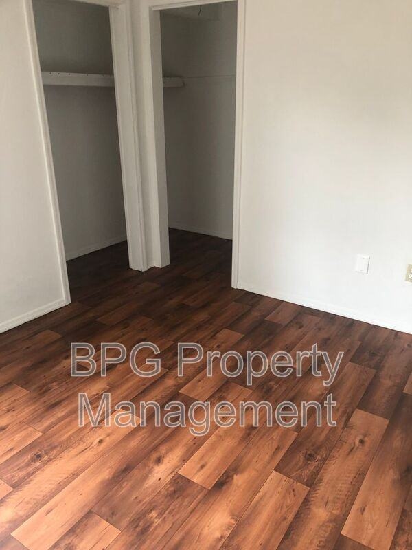 123 Circle Dr #16 - Photo 4 of 11