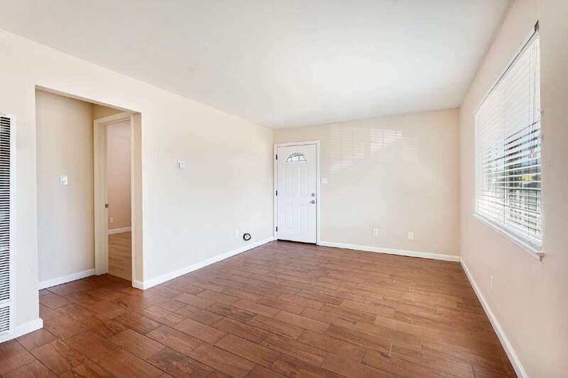 160 Cathcart Ave - Photo 6 of 21