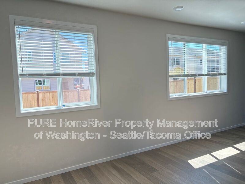 18201 35th Avenue Ct E - Photo 4 of 32