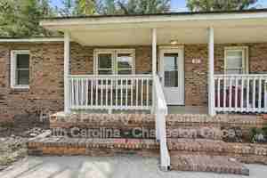 featured image of 1831 Dayton St #101