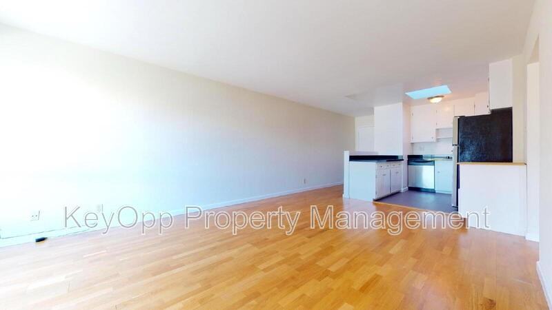 359 21st Ave #4 - Photo 4 of 23