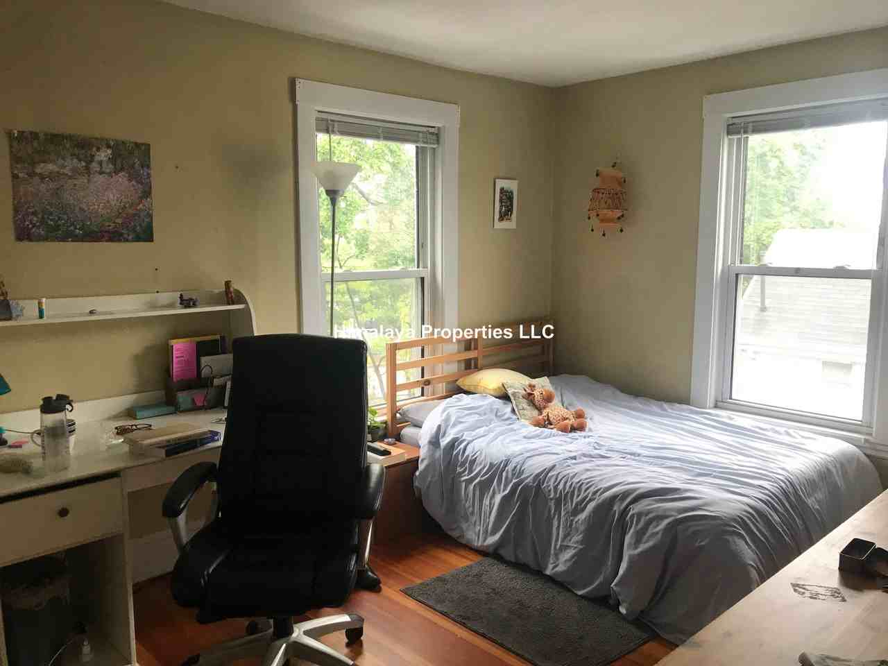 48 Winthrop St #2 - Photo 7 of 10