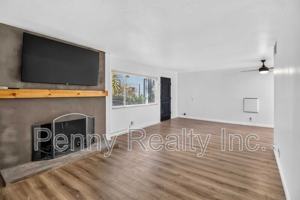 featured image of 806 E 4th Ave #7