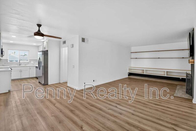 806 E 4th Ave #7 - Photo 7 of 18