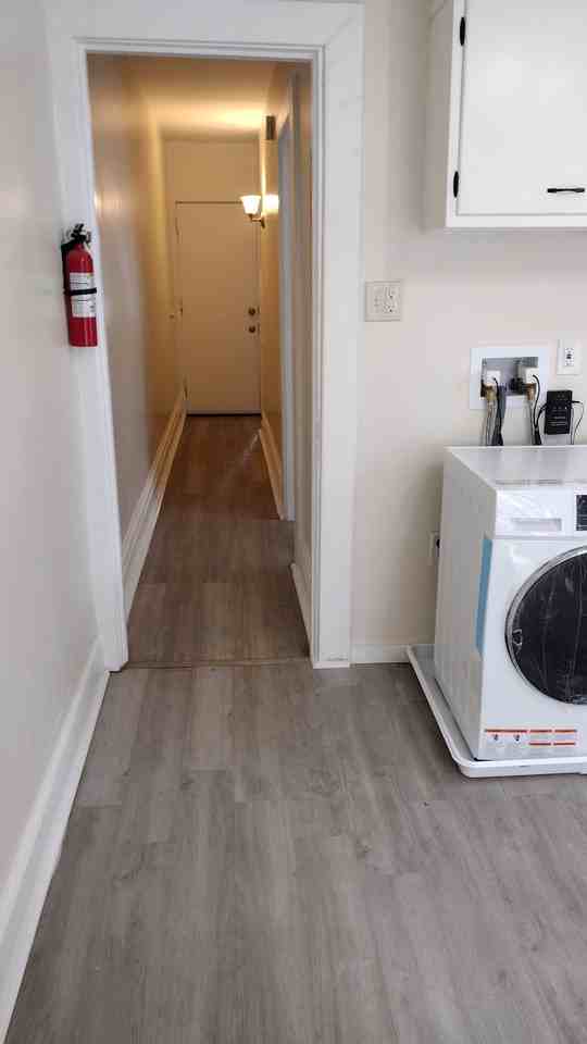 210 1/2 S 17th St #2 - Photo 5 of 13