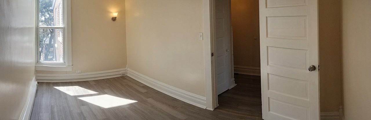 210 1/2 S 17th St #2 - Photo 5 of 12