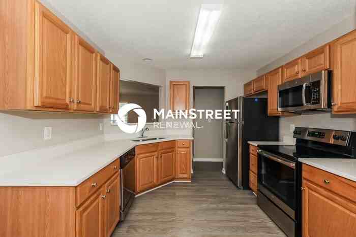 3212 Leicester Dr - Photo 5 of 16