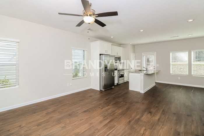 117 Crestview Way - Photo 6 of 33