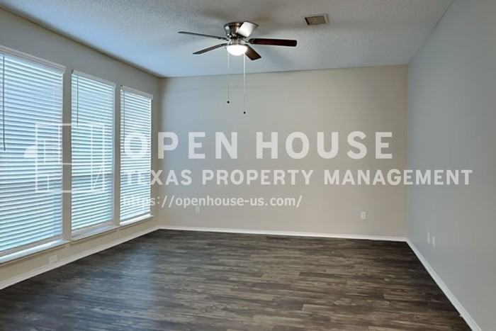 2312 Gerber Dr - Photo 5 of 25