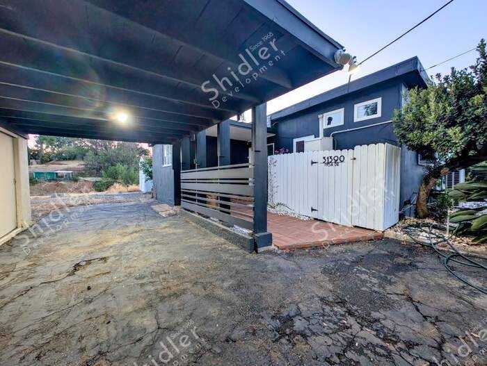 31390 Mesa Dr - Photo 4 of 50