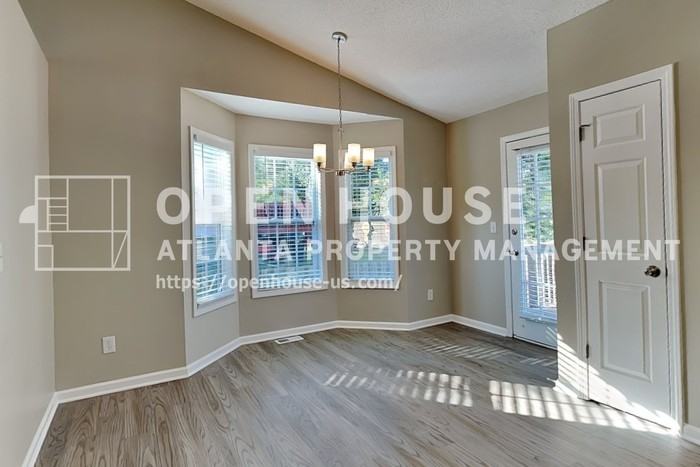 303 Gun Range Rd - Photo 7 of 20