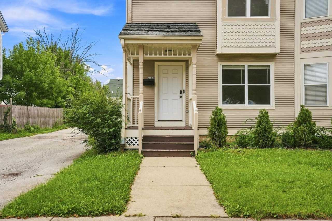 2118 N Palmer St - Photo 4 of 13