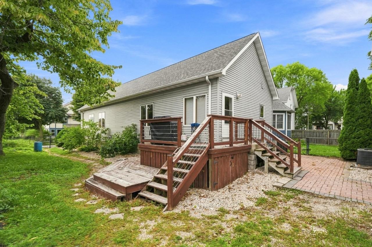 2138 N Buffum St - Photo 4 of 15