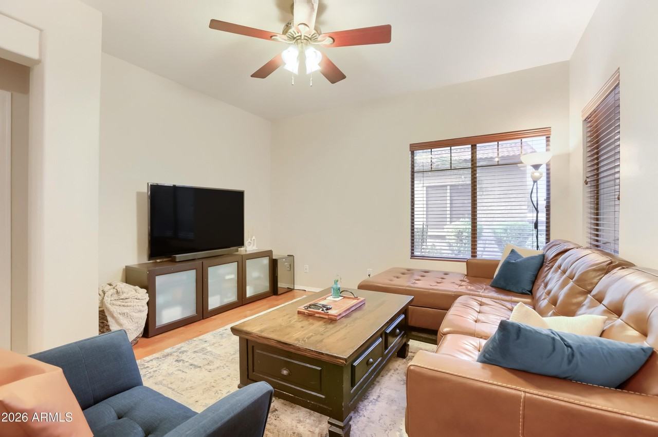 805 S Sycamore #117 - Photo 6 of 14