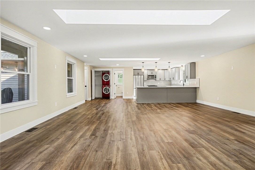 24 Sandpiper Hl - Photo 3 of 21