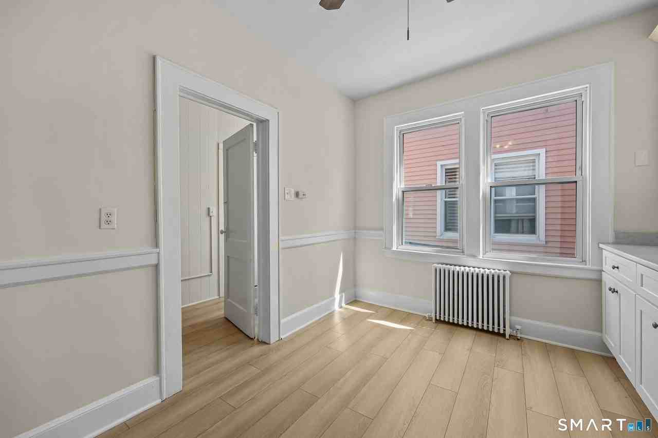 109 Post Rd #A - Photo 3 of 13