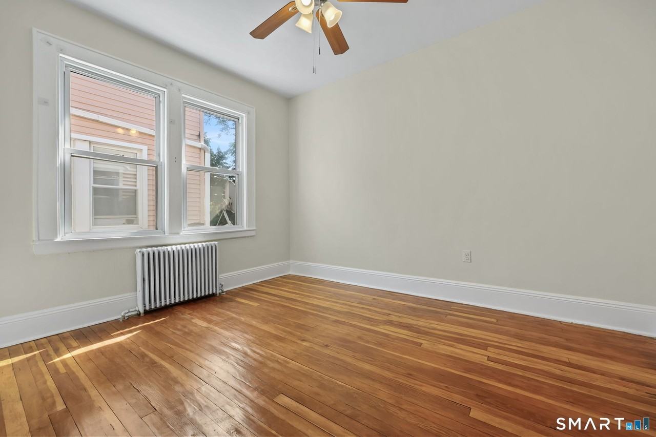 109 Post Rd #A - Photo 5 of 13