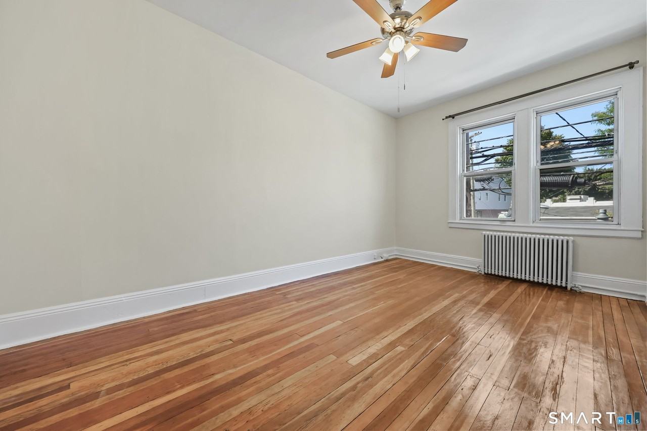 109 Post Rd #A - Photo 6 of 13