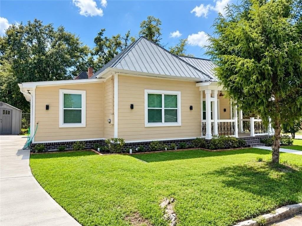 1759 Bolton Rd Nw - Photo 4 of 34