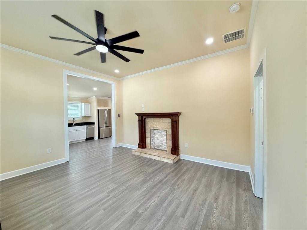 1759 Bolton Rd Nw - Photo 7 of 34