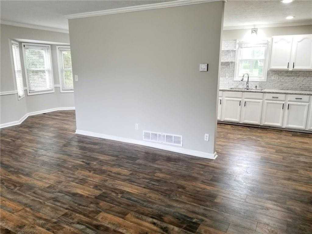 3177 Pinto Dr - Photo 5 of 14