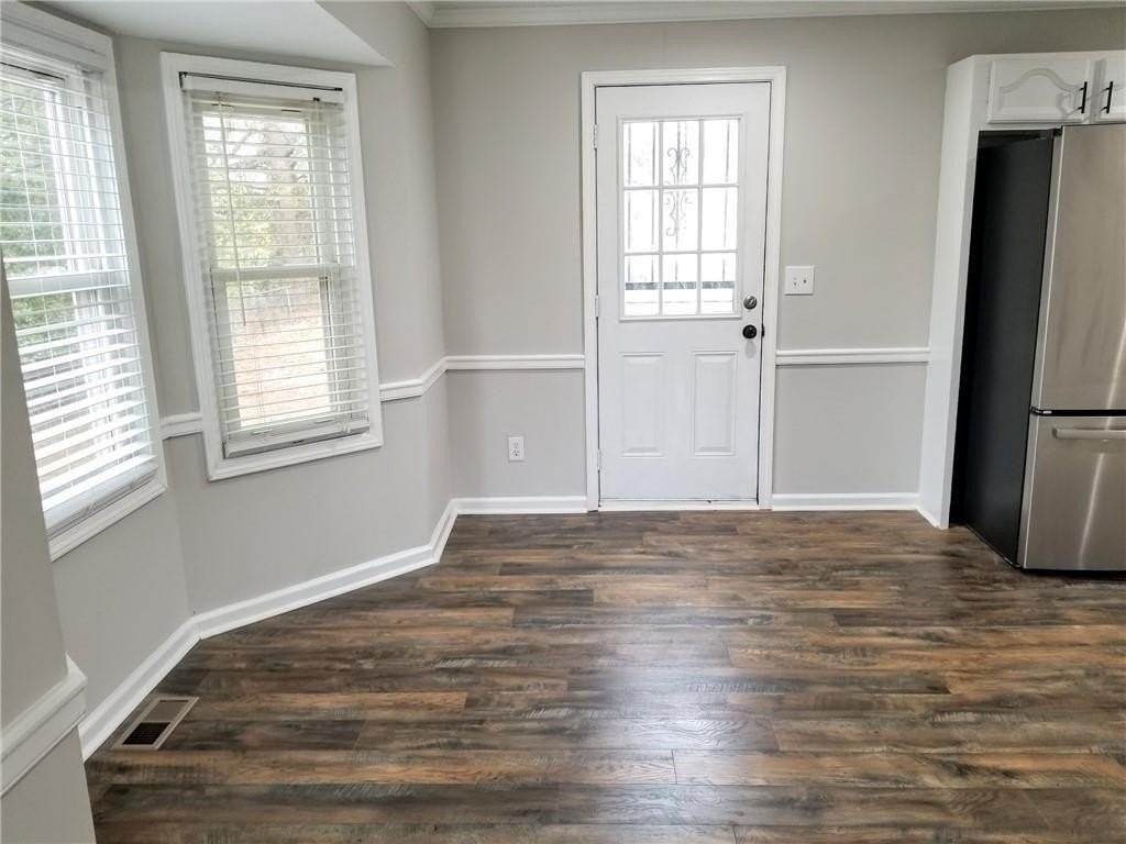 3177 Pinto Dr - Photo 6 of 14